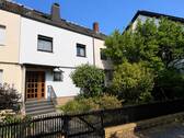 Hausansicht - Ihr neues Familienzuhause in begehrter Lage von Dietzenbach-Steinberg!