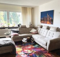 Doppelhaushälfte in Bestlage von Dreieich-Buchschlag mit großem Grundstück & Ausbaupotenzial!