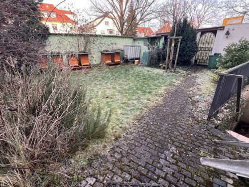 Garten mit Zugang zur ELW - 6 Zimmer Reihenendhaus zum Kaufen in Offenbach
