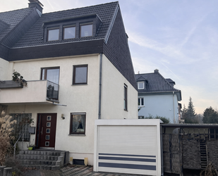 Ihr neues Zuhause: Reihenendhaus in Offenbach mit Garten & Garage !