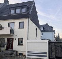 Ihr neues Zuhause: Reihenendhaus in Offenbach mit Garten & Garage !