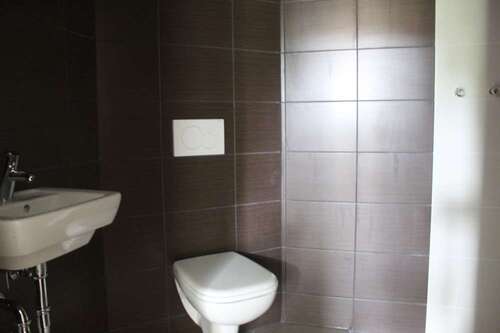 45a758f5-3d49-4ebe-af5e-5a301e - 