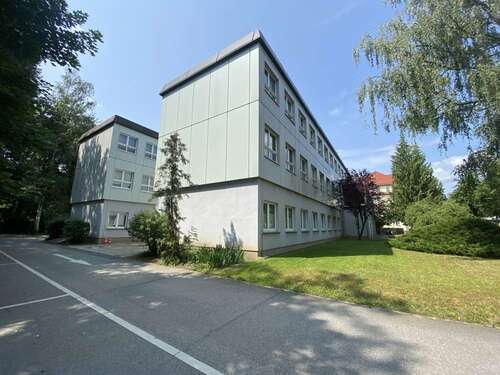 0df11a32-30a9-4be3-ad61-850f7f - Ärztehaus, Praxis zum Kaufen in Löbau