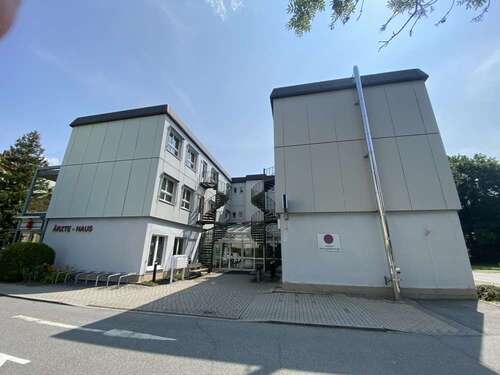 49ebb1b7-7cde-444b-a65e-70a203 - Ärztehaus, Praxis in Löbau zum Kaufen