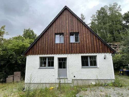 f3228d9a-1363-4add-8c53-b81d00 - 