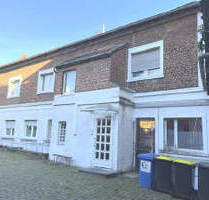 Solides Wohn-Geschäftshaus am Schloß mit Potential! - Mönchengladbach