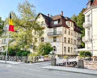 Liebevoll restaurierte 4-Zimmer-Wohnung direkt am Festspielhaus - Baden-Baden