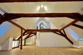 Wohnzimmer mit Empore - 4 Zimmer Loft - Studio - Atelier zur Miete in Baden-Baden