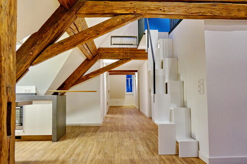 Aufgang Empore - Loft - Studio - Atelier mit 137,50 m&sup2; in Baden-Baden zur Miete