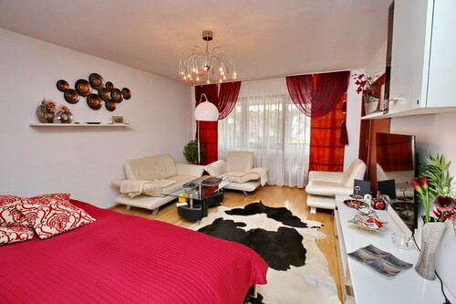 Wohnzimmer - 2.5 Zimmer 2.5 Zimmerwohnung zum Kaufen in Baden-Baden