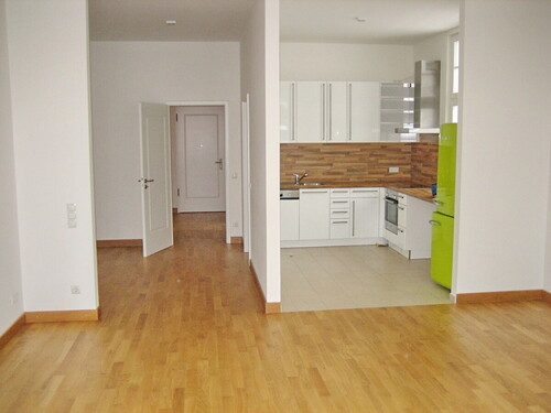 Küche und Eingangsbereich - 2- Zimmerwohnung mit 77,75 m² in Baden-Baden zur Miete