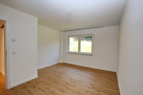 Schlafzimmer - 3- Zimmerwohnung mit 63,16 m&sup2; in Baden-Baden zur Miete