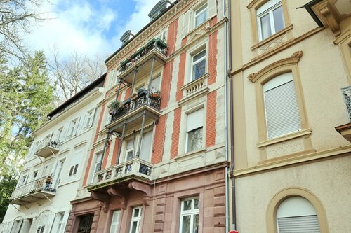 Vorderansicht - Frisch renovierte 4-Zimmer Wohnung in der Stadtmitte