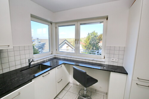 Küche mit Blick in die Weinberge - 