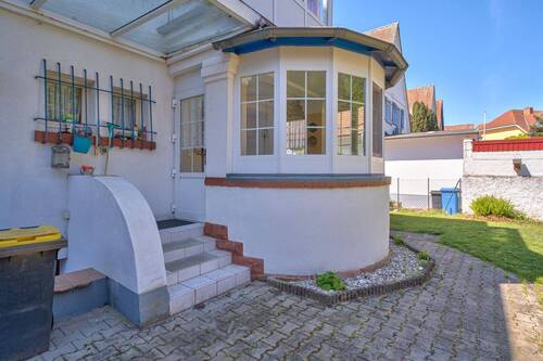 Blick zum Wintergarten - 