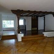 4 - 7 Zimmer Einfamilienhaus in Homburg