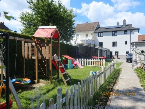 2 - 8 Zimmer Mehrfamilienhaus, Wohnhaus zum Kaufen in Homburg