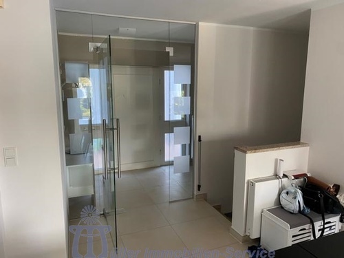 Entrée - Einfamilienhaus mit 592,00 m² in Homburg zum Kaufen