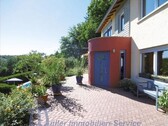 Vorderansicht-Hauseingang - 