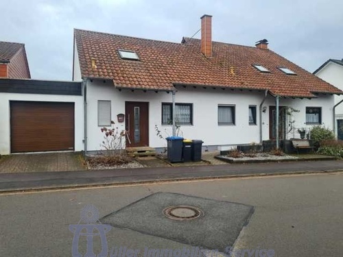 2. Bild - 8 Zimmer Mehrfamilienhaus, Wohnhaus zum Kaufen in Homburg