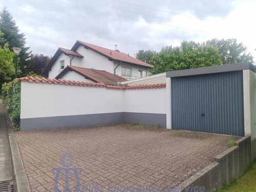 Rückansicht - 7 Zimmer Einfamilienhaus in Homburg