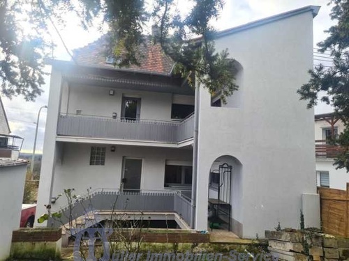Rückansicht - Stilvolles gepflegtes und renoviertes Einfamilienhaus Nähe Schönenberg-Kübelberg