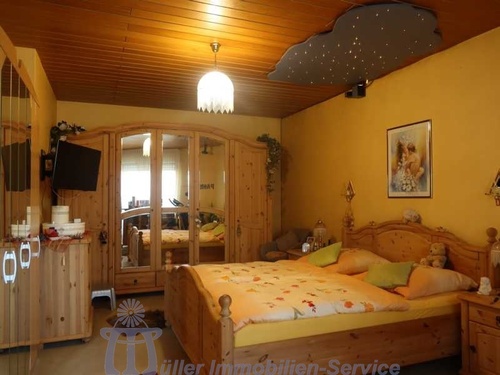 Schlafzimmer EG - 