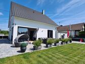 Foto 4_Rückansicht - 7 Zimmer Einfamilienhaus in Bexbach