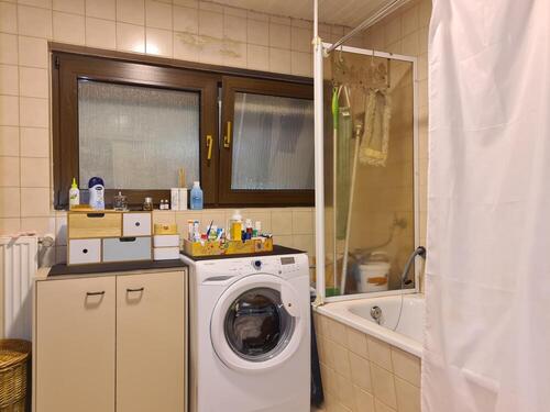 Hauswirtschaftsraum-Bad im EG - 