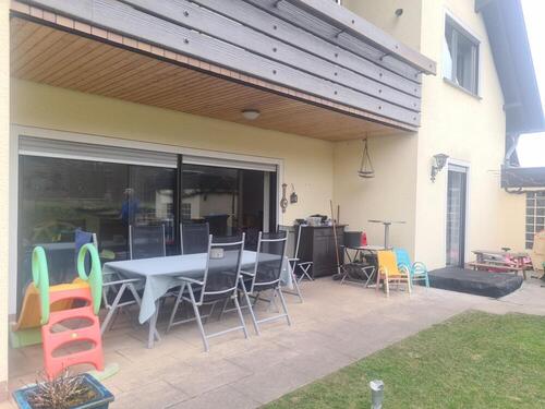 2. Terrasse - 9 Zimmer Einfamilienhaus zum Kaufen in Bexbach