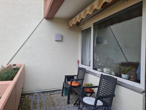 Südbalkon - Schöne gepflegte 2 ZKB-Eigentumswohnung in Zentrumslage von Homburg