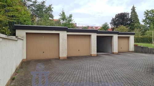 4 Garagen - 12 Zimmer Mehrfamilienhaus, Wohnhaus in Neunkirchen