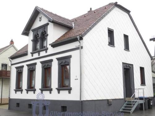 1 - Nur zur Kapitalanlage: Stilvolles Einfamilienhaus in Homburg