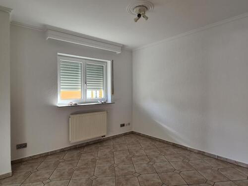 Foto 19_Arbeits-Gästezimmer EG - 