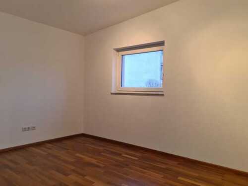 Foto 10_Gästezimmer-Büro - 