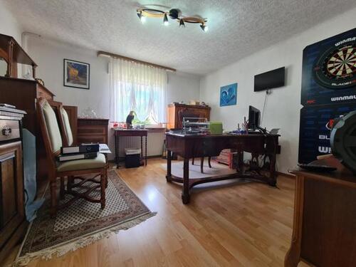 Foto 13_Arbeits-Gästezimmer - 