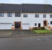 Großzügiges gepflegtes 2-Familienhaus Nähe Schönenberg-Kübelberg