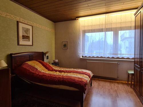 Foto 9_Schlafzimmer EG - 