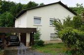 1 - Freistehendes Wohnhaus mit Einliegerwohnung in Waldrandlage von Bexbach