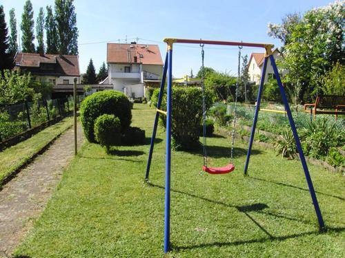 Gartenansicht - Gepflegtes 1-Familienhaus in Dudweiler