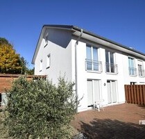 Neuwertiges REH für Fam. mit max. 5 Personen mit EBK + Garten + KFZ Stellplatz + ausgeb. Dachgeschoß - Syke