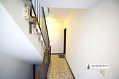 Sauberer Hausflur - Erdgeschoßwohnung mit 74,54 m&sup2; in Syke zur Miete