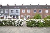  Straßenansicht - 5 Zimmer Reihenhaus zum Kaufen in Bremen