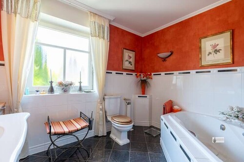 Blick ins Badezimmer - 