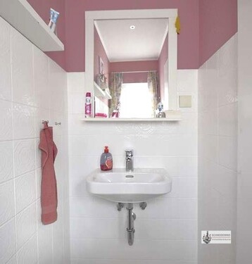 Gäste WC - Einfamilienhaus mit 95,00 m&sup2; in Syke zum Kaufen