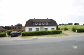 Außenansicht der 2 Doppelhaushälften - 2.583 m² Grundstück mit Abrisshaus Neubau von 4 - 10 WE möglich.