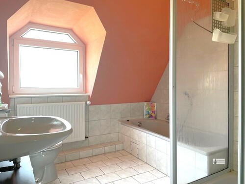 Blick ins Badezimmer - 