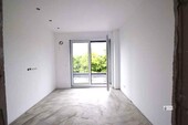 2. Zimmer mit Tür zur Dachterrasse - 