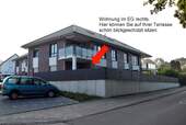 Terrasse mit Sichtschutz - 3-Zimmer-Wohnung im EG, Terrasse mit Gartenanteil Stellplatz vor dem Haus + EBK für kleines Geld
