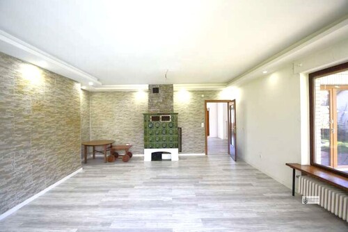 Wohnzimmer mit Kachelofen - 